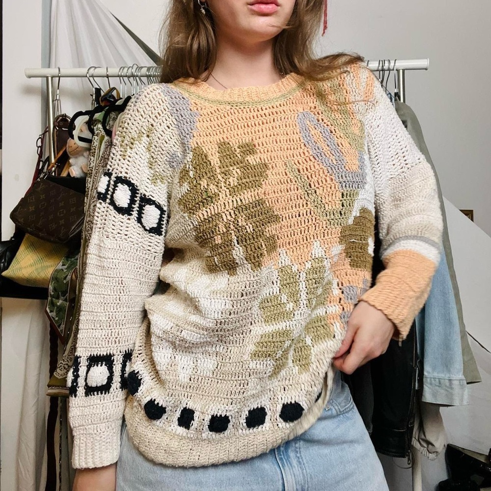 Vintage hand knit floral crochet sweater!